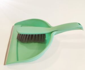 Pala de mano y cepillo ADR